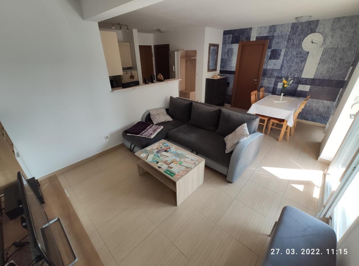 Apartman Antonela With Free Garage Parking Apartment Сплит Екстериор снимка